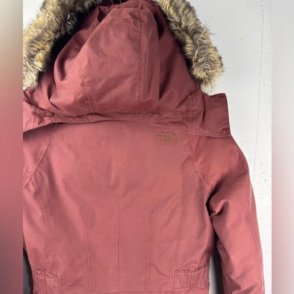 The North Face Arctic II 550 Dry Vent Hooded Down Parka Winter Coat Brick Red S
